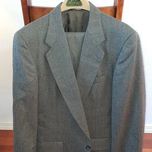 Kuppenheimer Men's Gray Pure Wool Suit
